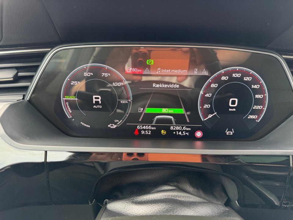 Audi e-tron 55 S-line quattro 5d