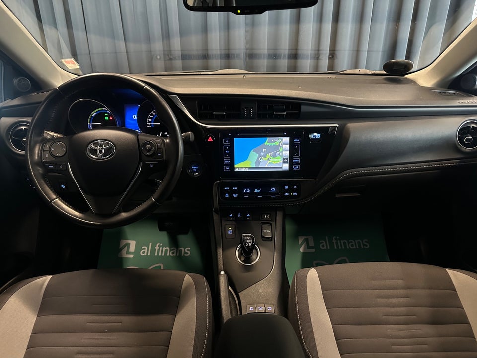 Toyota Auris 1,8 Hybrid H2 Comfort CVT 5d