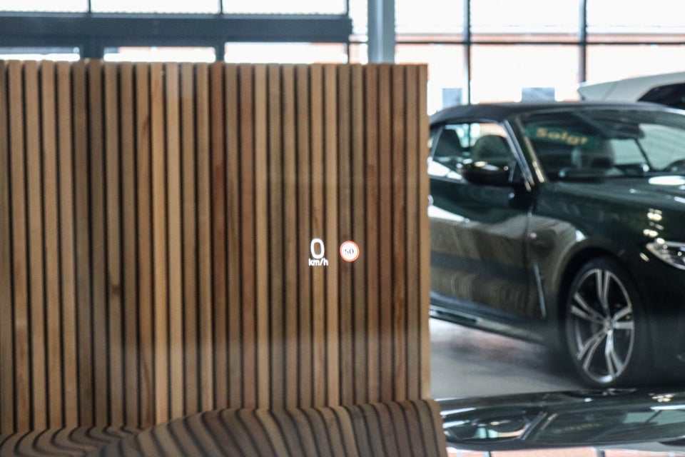 Volvo XC60 2,0 B4 197 R-Design aut. AWD 5d