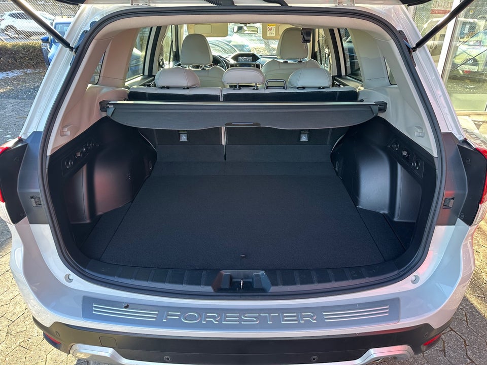 Subaru Forester 2,0 e-Boxer Ridge L-tr. 5d