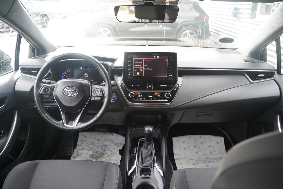 Toyota Corolla 1,8 Hybrid H3 Design MDS 5d