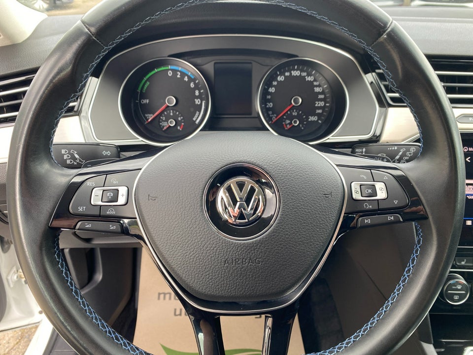 VW Passat 1,4 GTE Variant DSG 5d