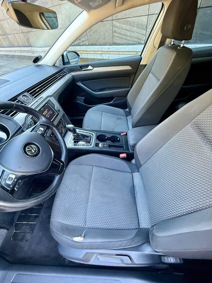 VW Passat 1,6 TDi 120 Comfortline Variant DSG 5d
