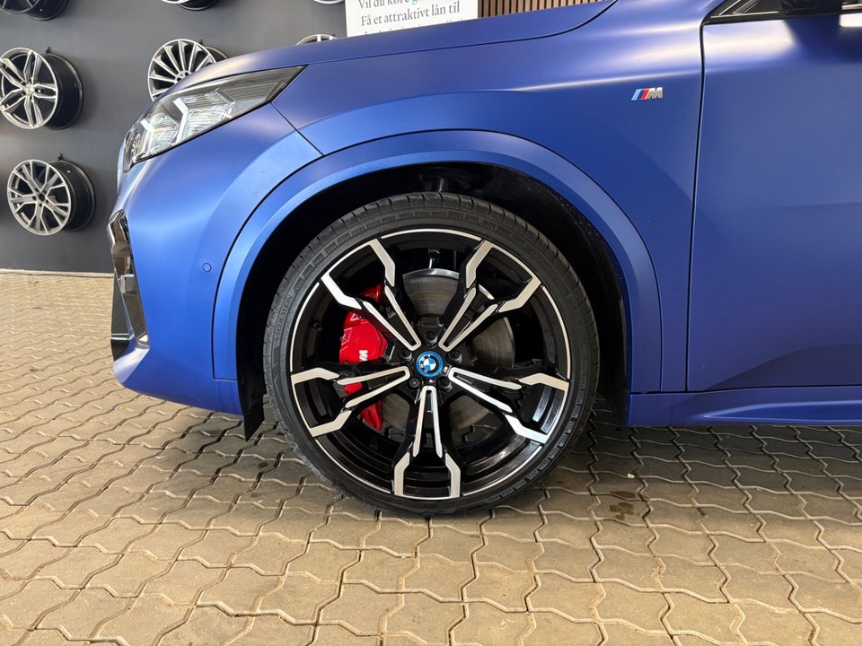 BMW iX2 xDrive30 Fully Charged M-Sport 5d