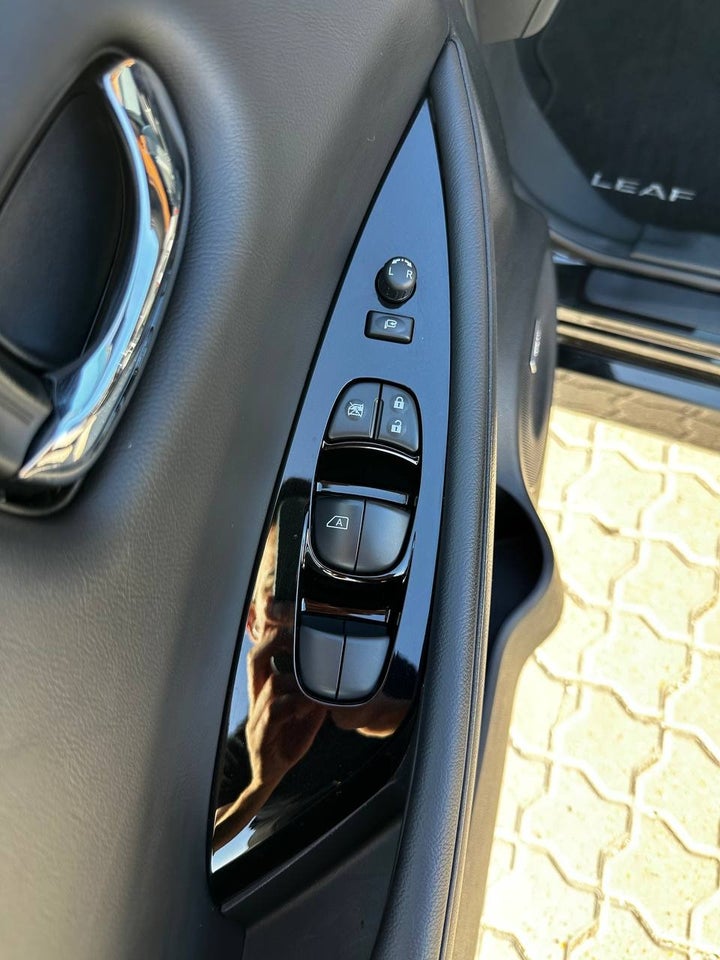 Nissan Leaf 40 Tekna 5d