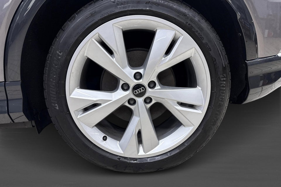 Audi Q4 e-tron 40 Attitude 5d