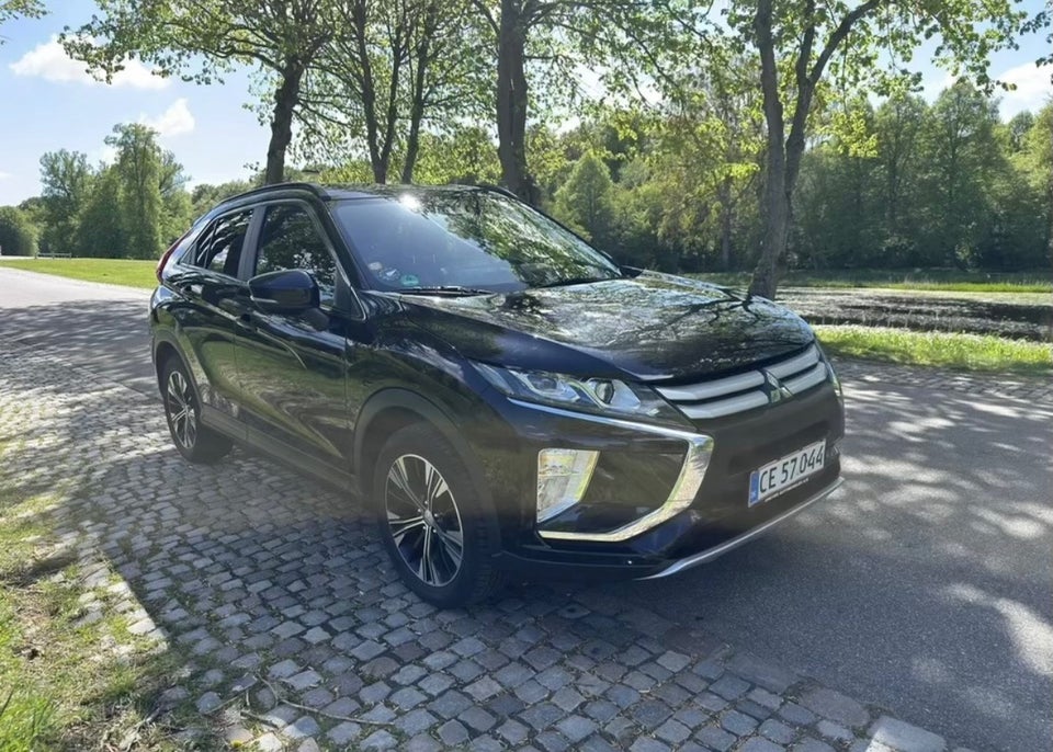 Mitsubishi Eclipse Cross 1,5 T 163 Intense+ 5d