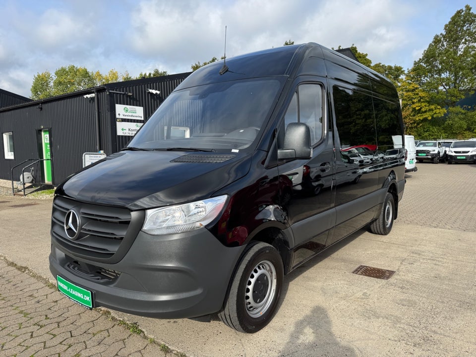 Mercedes Sprinter 317 2,0 CDi A2 Kassevogn aut. RWD
