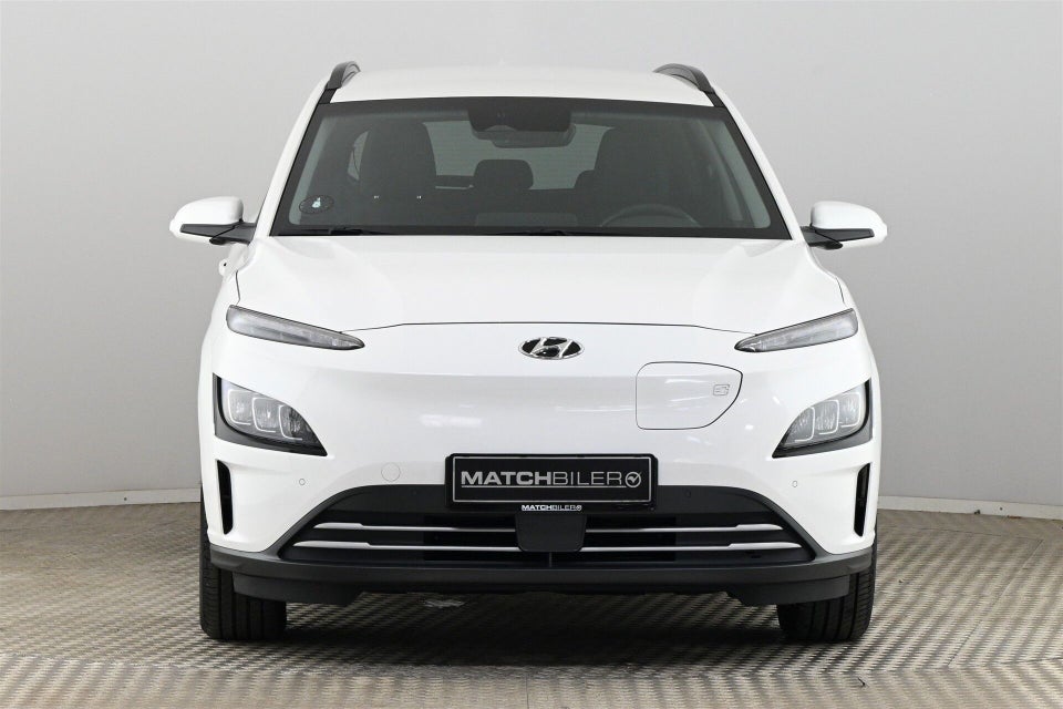 Hyundai Kona 64 EV Essential 5d