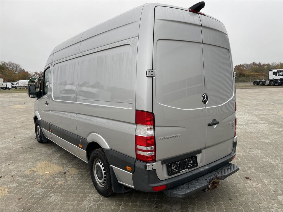 Mercedes Sprinter 316 2,2 CDi R2 Kassevogn aut. 5d