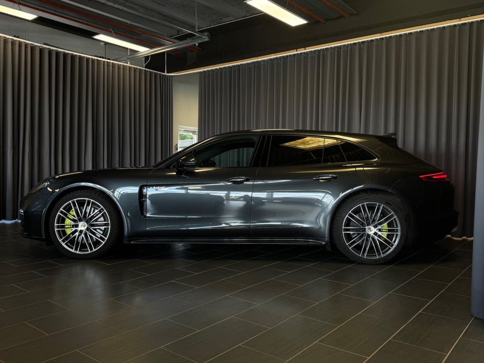 Porsche Panamera 4 2,9 E-Hybrid Sport Turismo PDK 5d