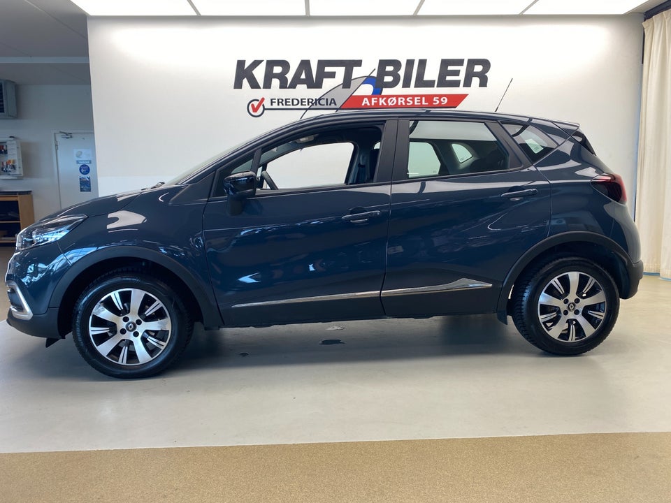 Renault Captur 0,9 TCe 90 Expression 5d