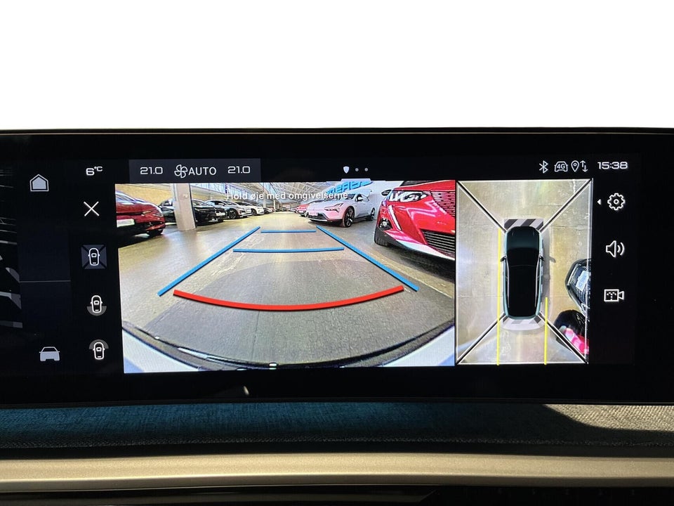 Peugeot e-3008 77 GT Pack 5d