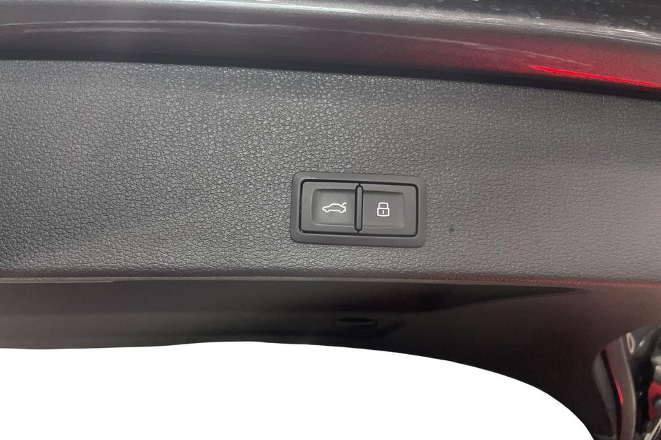 Audi Q2 35 TFSi S-line S-tr. 5d