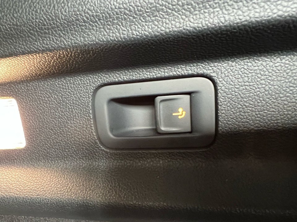 Ford Explorer 77 Select Extended Range 5d