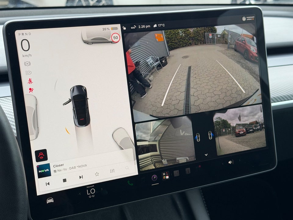 Tesla Model Y Long Range AWD 5d