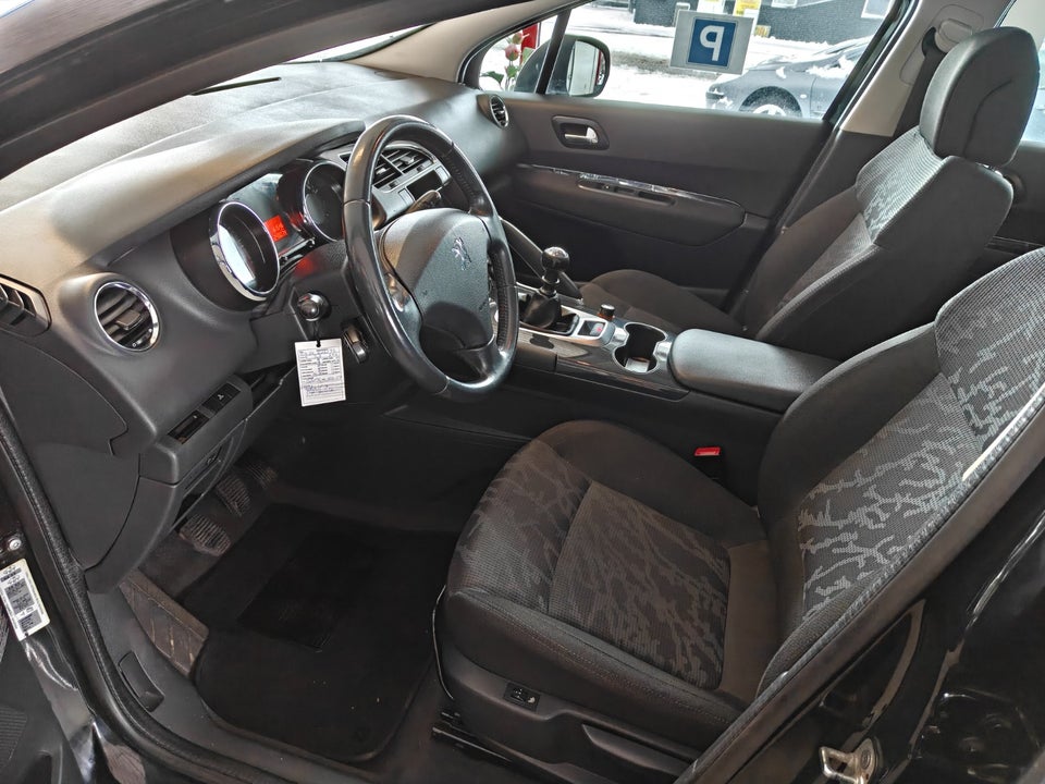 Peugeot 3008 1,6 HDi 110 Premium 5d