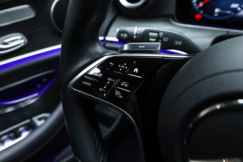 Mercedes E300 de 2,0 Advantage stc. aut. 5d