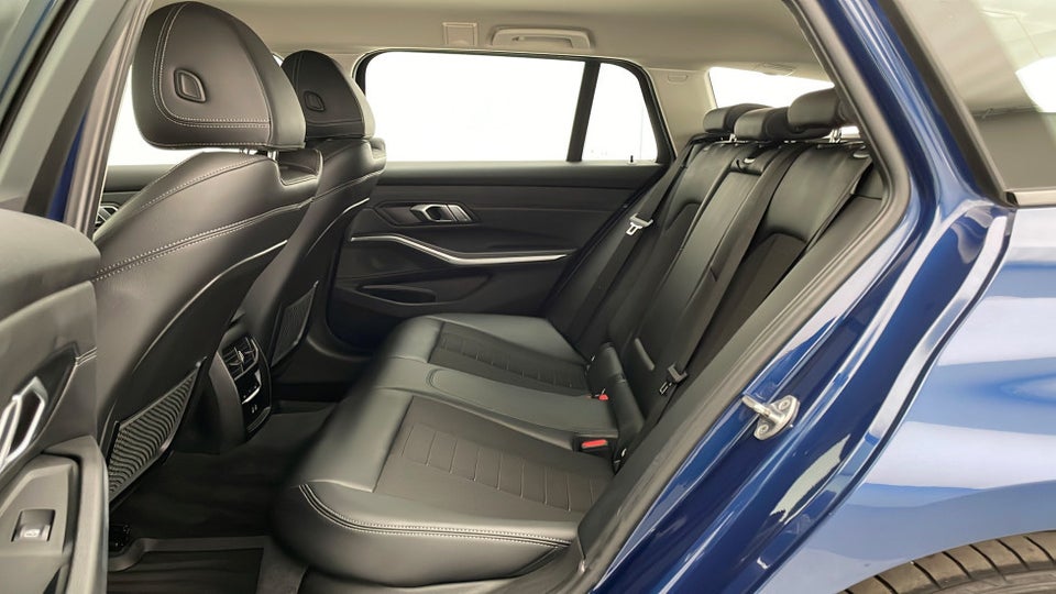 BMW 330e 2,0 Touring Sport Line aut. 5d