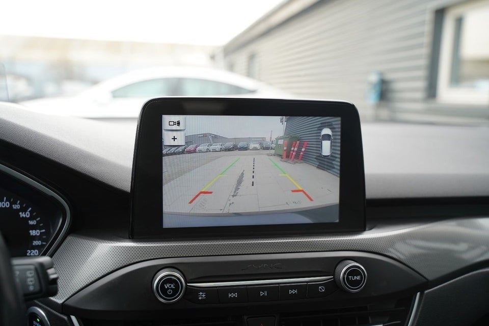 Ford Focus 1,0 EcoBoost Titanium 5d