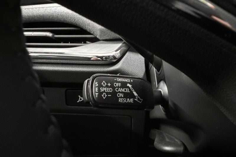 Skoda Enyaq 60 iV Loft 5d