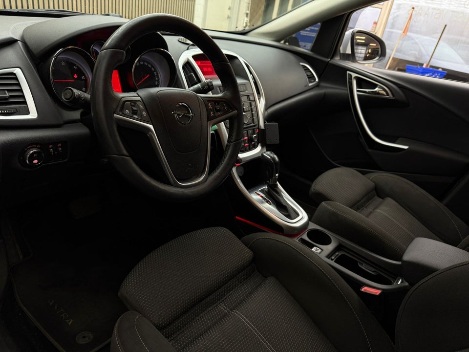 Opel Astra 2,0 CDTi 165 Sport Sports Tourer aut. 5d