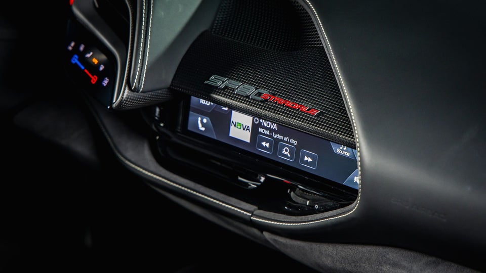 Ferrari SF90 Stradale 4,0 DCT 2d