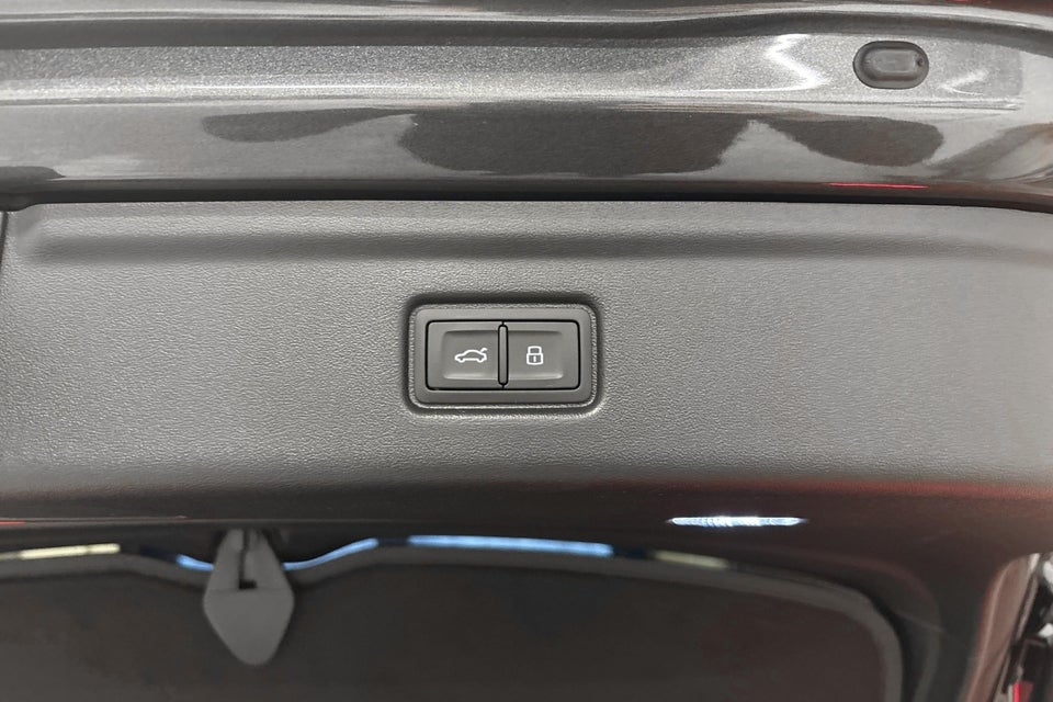 Audi A6 e-tron S-line plus performance Avant 5d