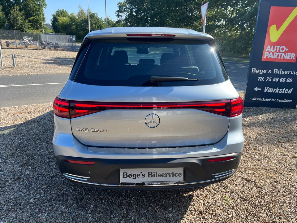 Mercedes EQB250+ Progressive Advance Plus 5d