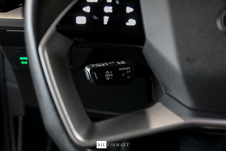 Audi Q4 e-tron 50 S-line quattro 5d