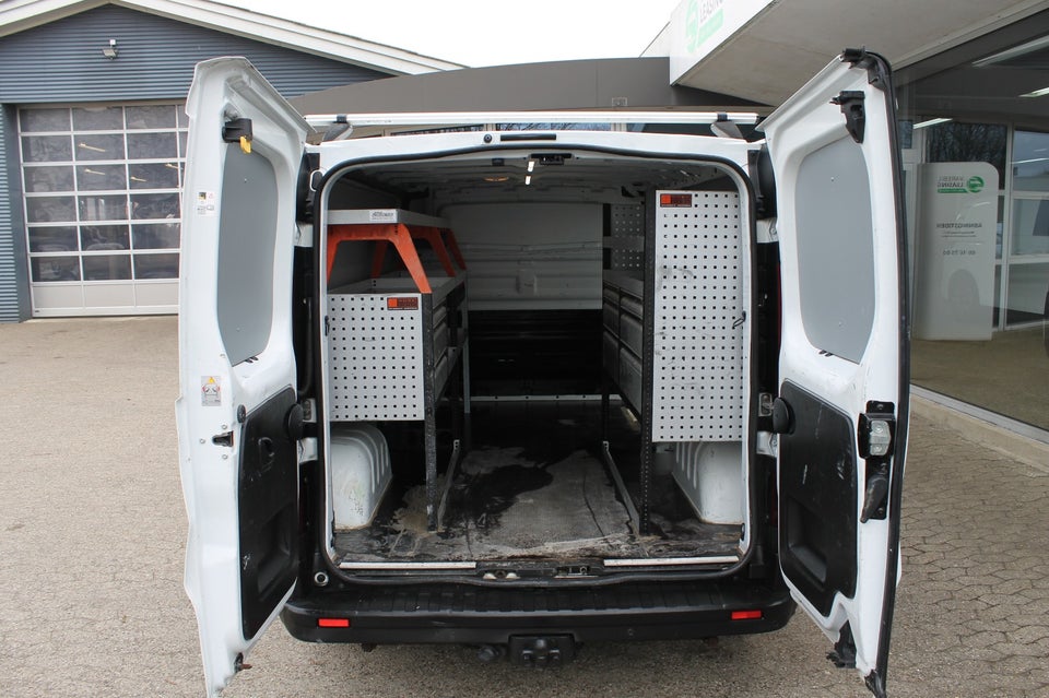 Renault Trafic T29 2,0 dCi 120 L2H1