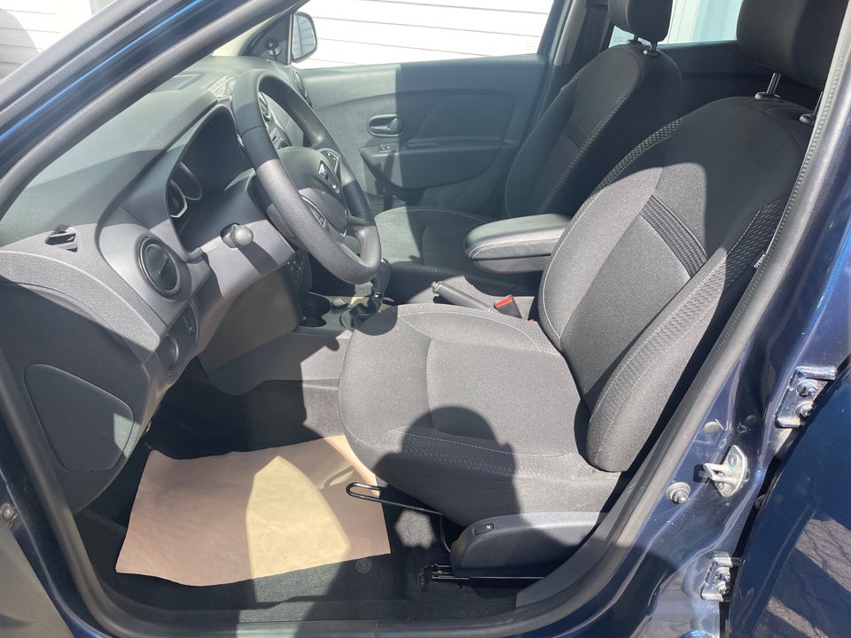 Dacia Sandero 0,9 TCe 90 Ambiance Easy-R 5d