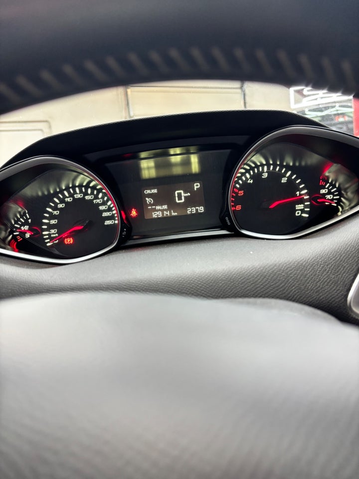 Peugeot 308 1,6 BlueHDi 120 Active SW EAT6 5d