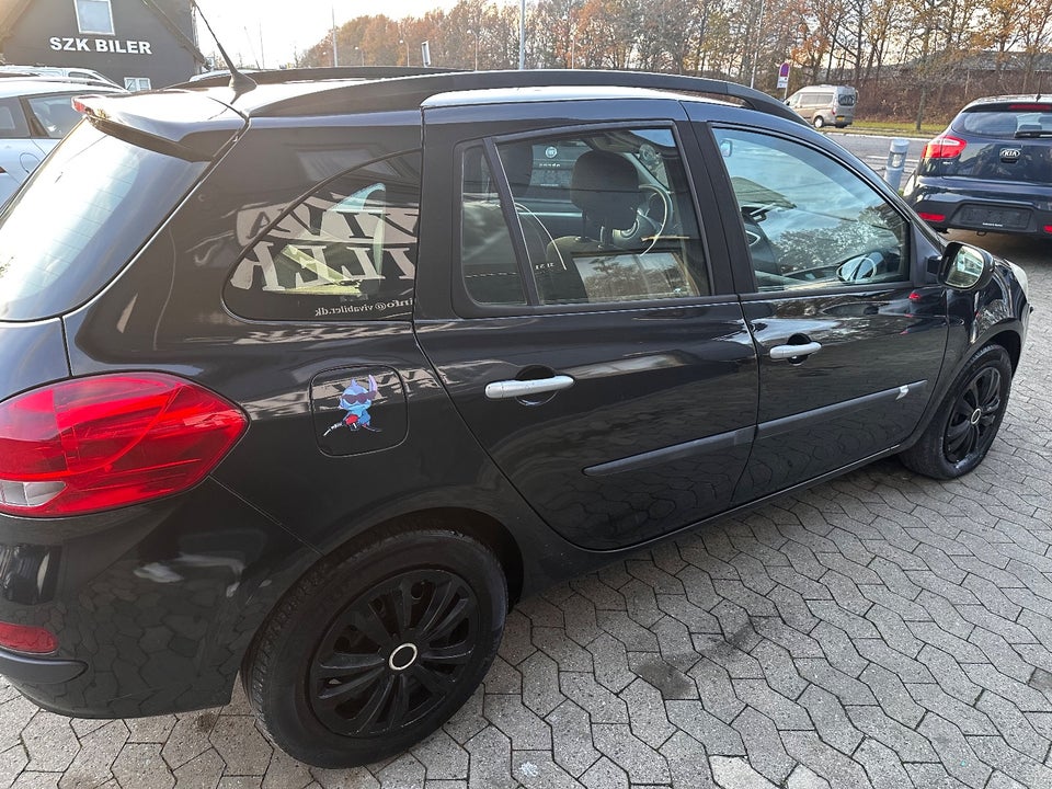 Renault Clio III 1,5 dCi 75 Avantage Sport Tourer 5d