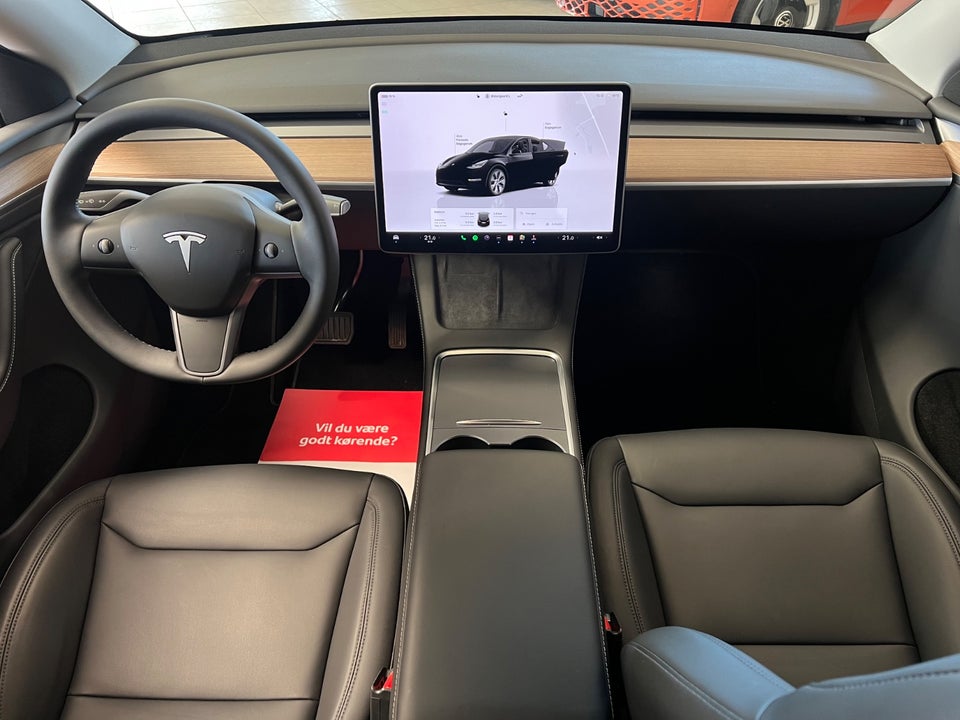 Tesla Model Y RWD 5d