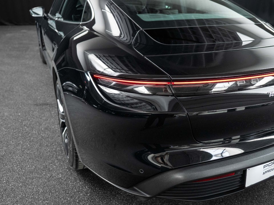 Porsche Taycan 4S Performance+ 4d