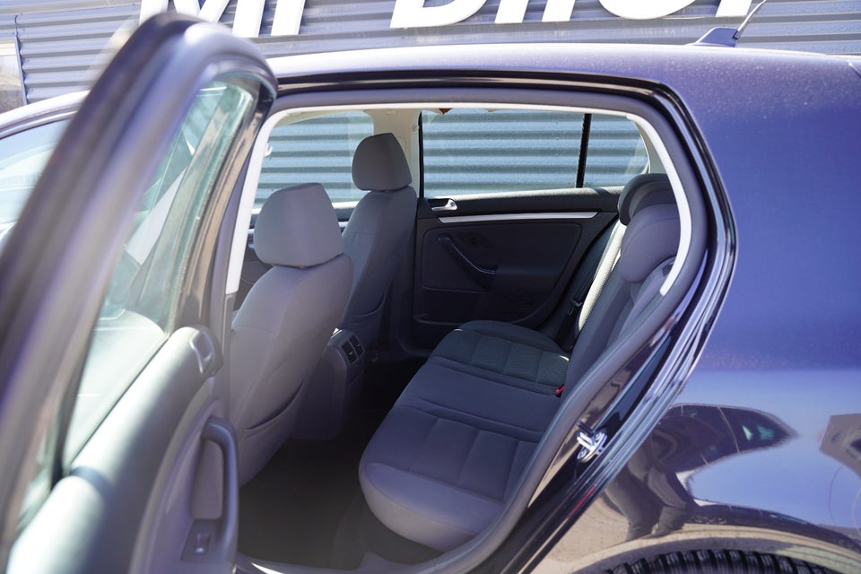 VW Golf V 1,4 TSi 140 Comfortline 5d