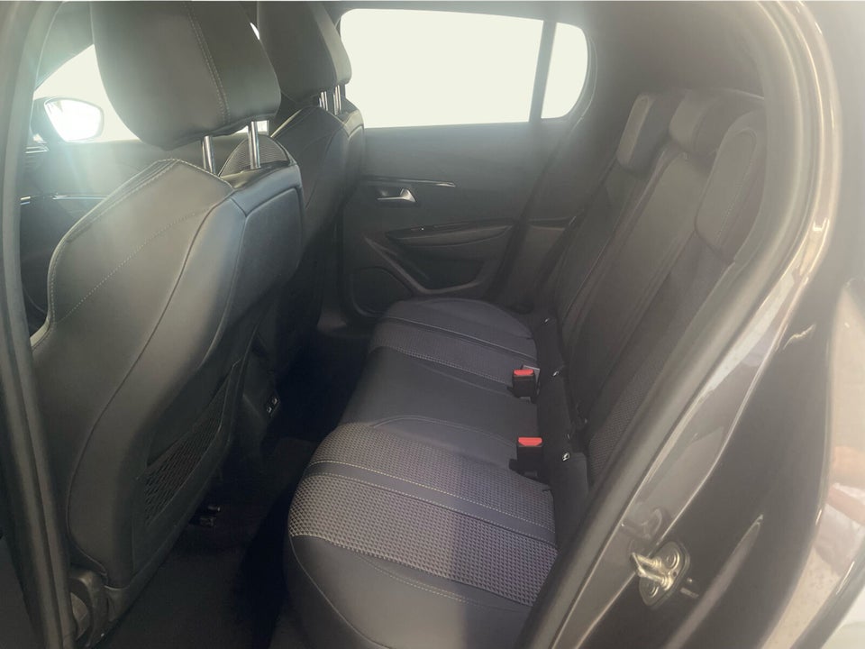 Peugeot 208 1,5 BlueHDi 100 GT Line 5d