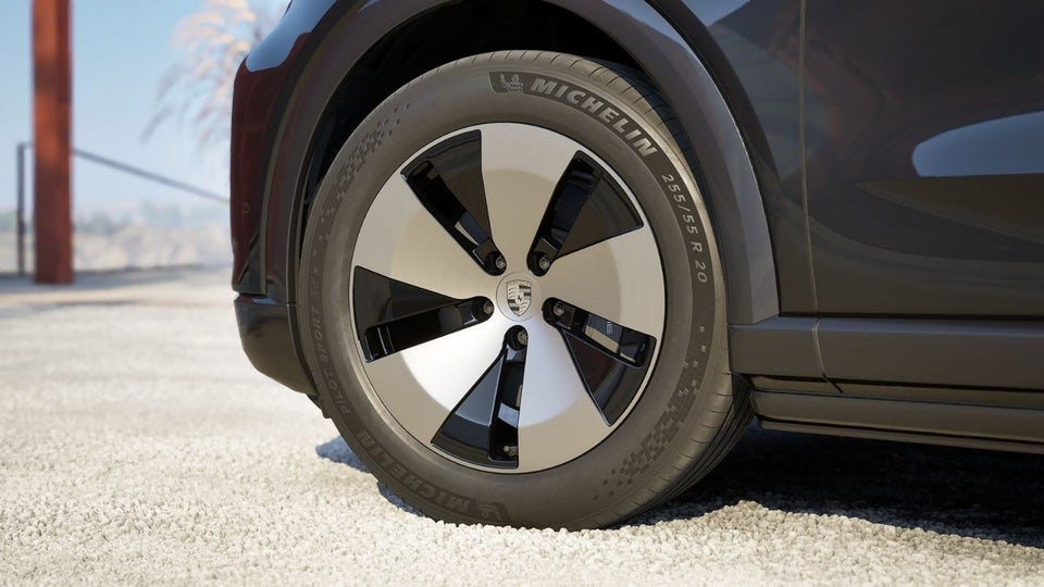 Porsche Cayenne Electric 5d