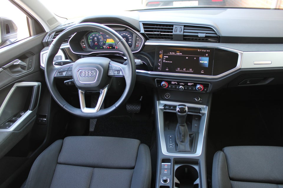 Audi Q3 45 TFSi e S-line plus S-tr. 5d