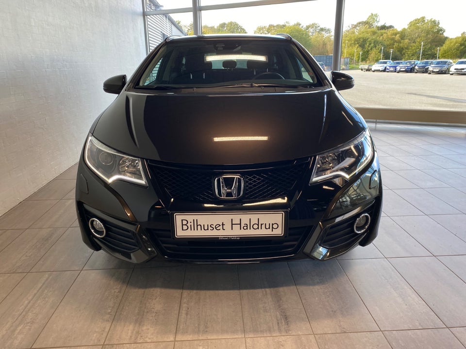 Honda Civic 1,8 i-VTEC Style Tourer 5d