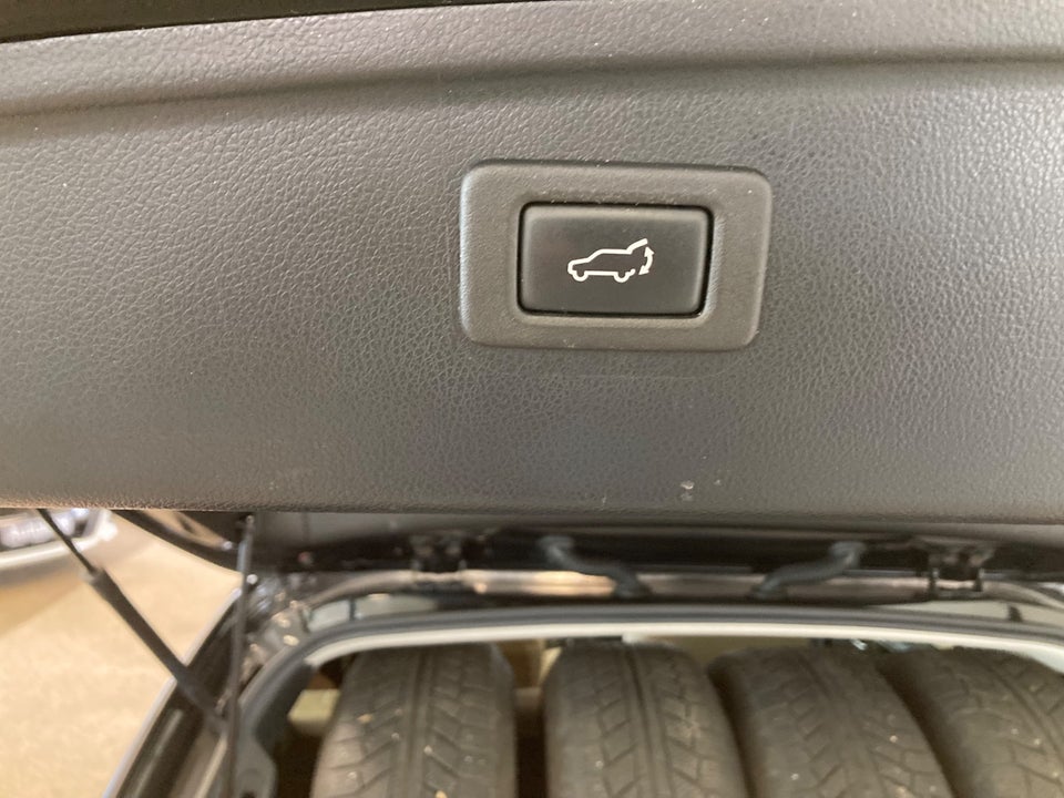 Subaru Outback 2,0 D Summit CVT AWD 5d