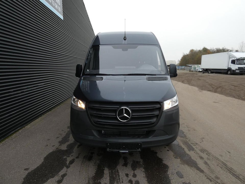 Mercedes Sprinter 317 2,0 CDi A2 Kassevogn aut. RWD