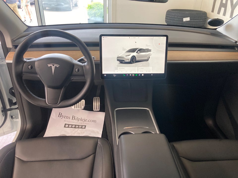 Tesla Model Y Performance AWD 5d