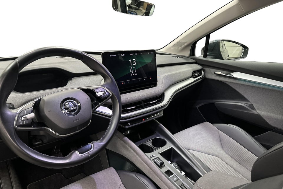Skoda Enyaq 60 iV Plus 5d