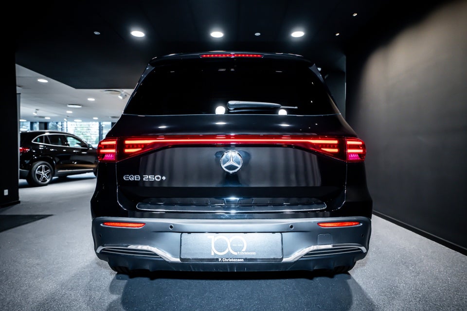Mercedes EQB250+ AMG Premium 5d