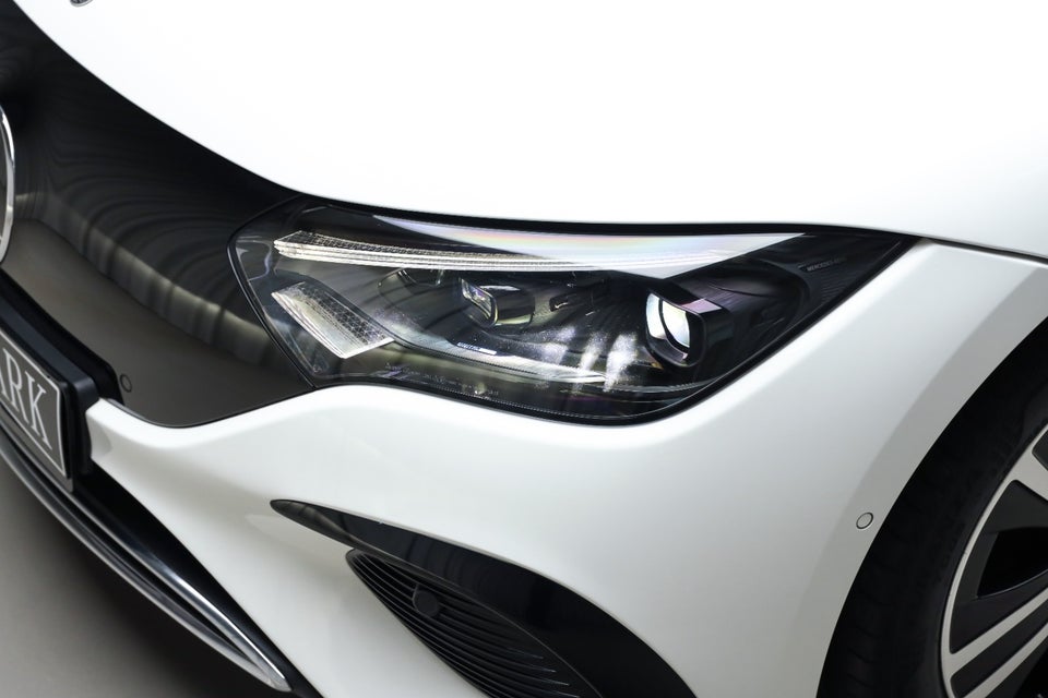 Mercedes EQE350 Electric Art 4d