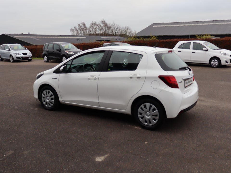 Toyota Yaris 1,5 Hybrid H2 Komfort e-CVT 5d