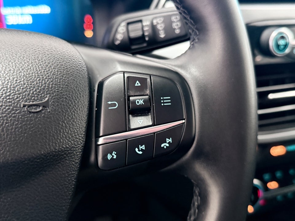 Ford Kuga 2,5 PHEV Titanium CVT 5d