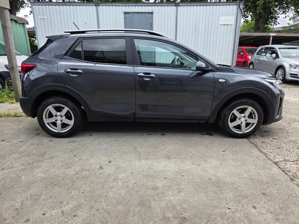 Kia Stonic 1,2 Attraction 5d